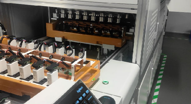 电源适配器 电源适配器