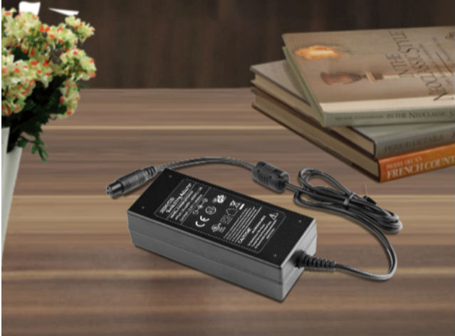 电源适配器 电源适配器
